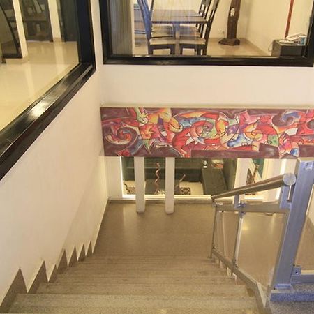 Rainbow Residency Bed and Breakfast New Delhi Buitenkant foto